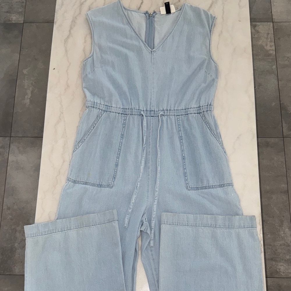 Universal Thread Light Blue Denim Overalls